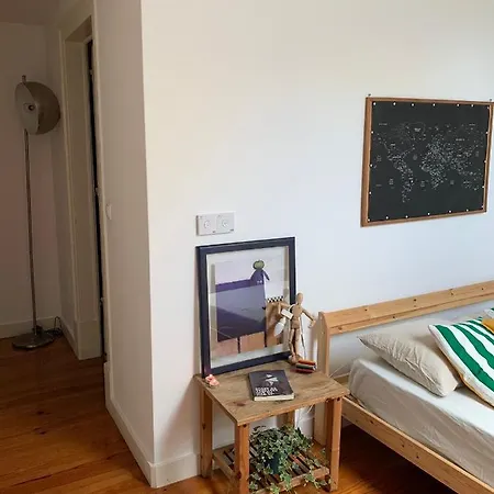 Quarto Com Banheiro Privativo M Δωμάτια σε οικογενειακή κατοικία Lisboa