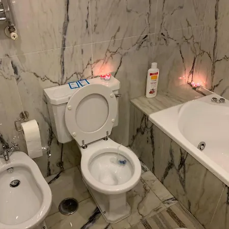 Quarto Com Banheiro Privativo M * Lisboa